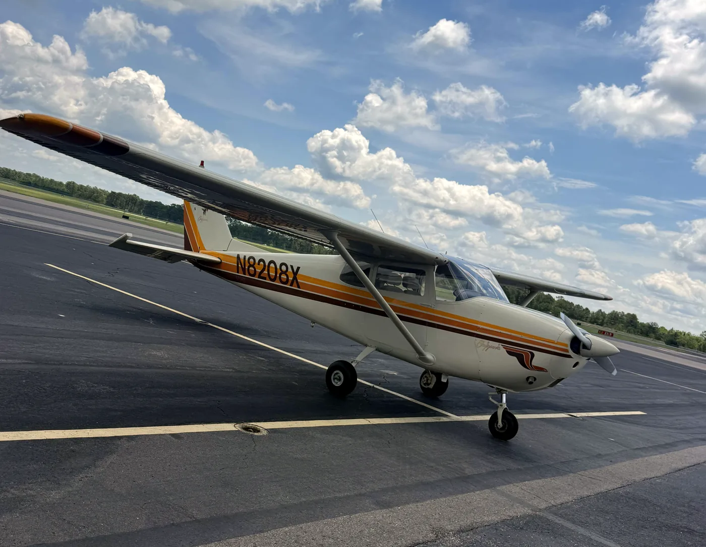 Aircraft Rental — Cessna 172 in Neenah, WI | Compass and Prop Flight ...